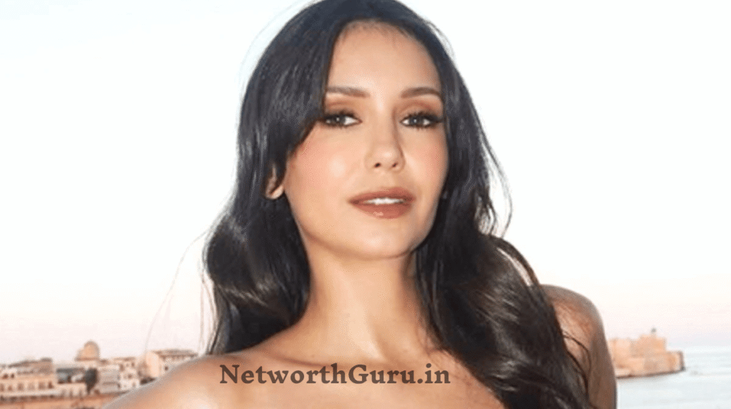Nina Dobrev Net Worth